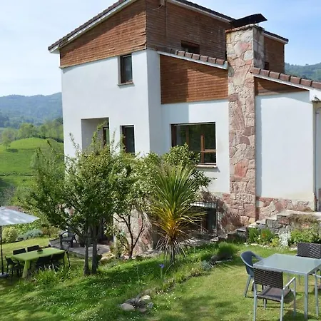 Casa Con Vistas En Borines